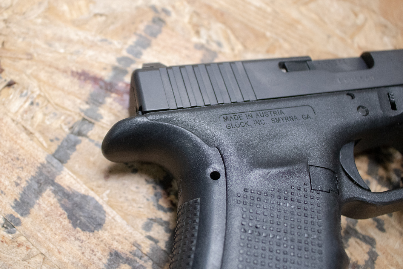 GLOCK 17 Gen4 9mm Police Trade-In Pistols with Night Sights and TLR-1 Light (Good Condition)